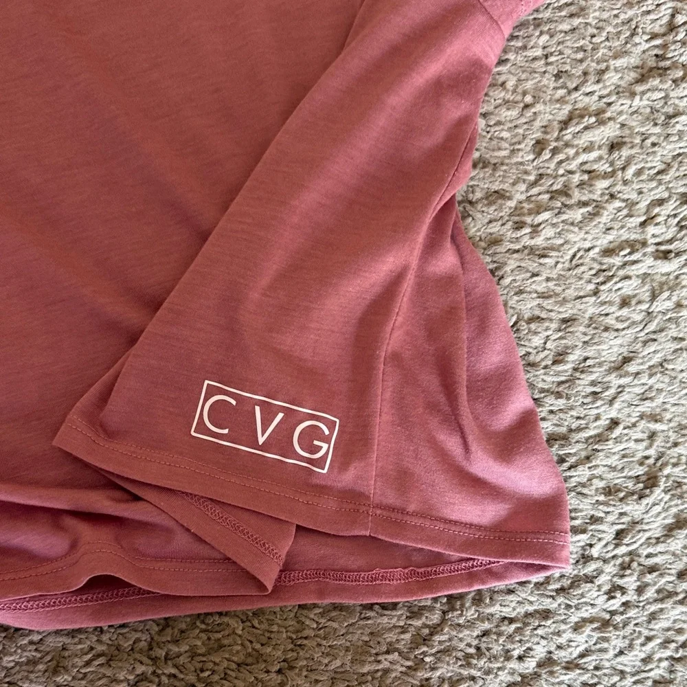 Constantly Varied Gear Pink Crop Top - Picture 2 of 2